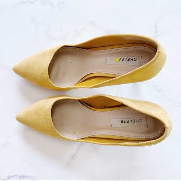 CHELSEE yellow faux suede pointy toe pumps - Picture 2 of 5